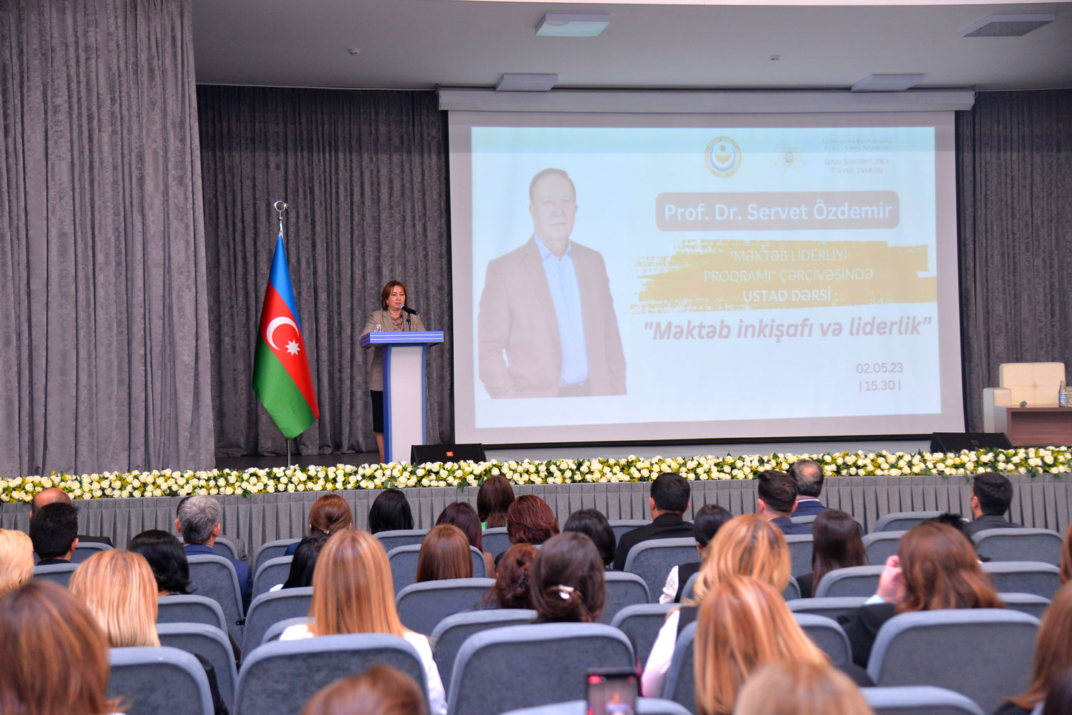 “Məktəb liderliyi” proqramı çərçivəsində ustad dərsi