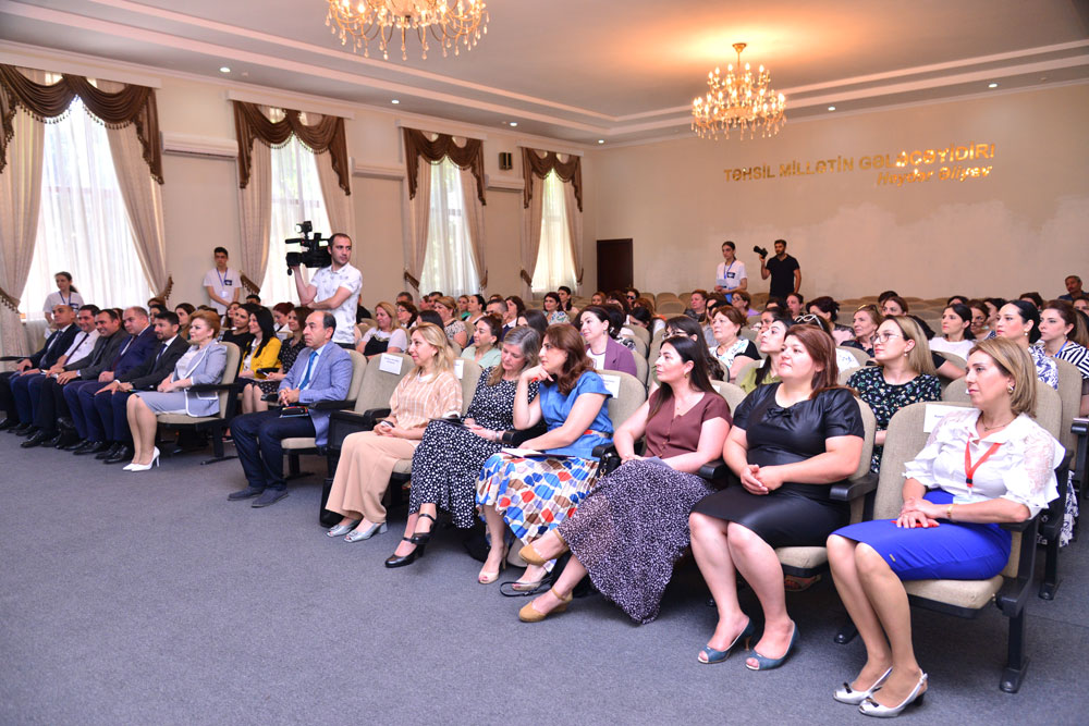 Monitorinq, dəyərləndirmə və qiymətləndirmə proqramları mövzusunda müzakirə