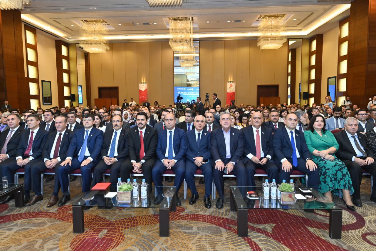 Bakıda Türkiyə məzunlarının görüşü keçirilib