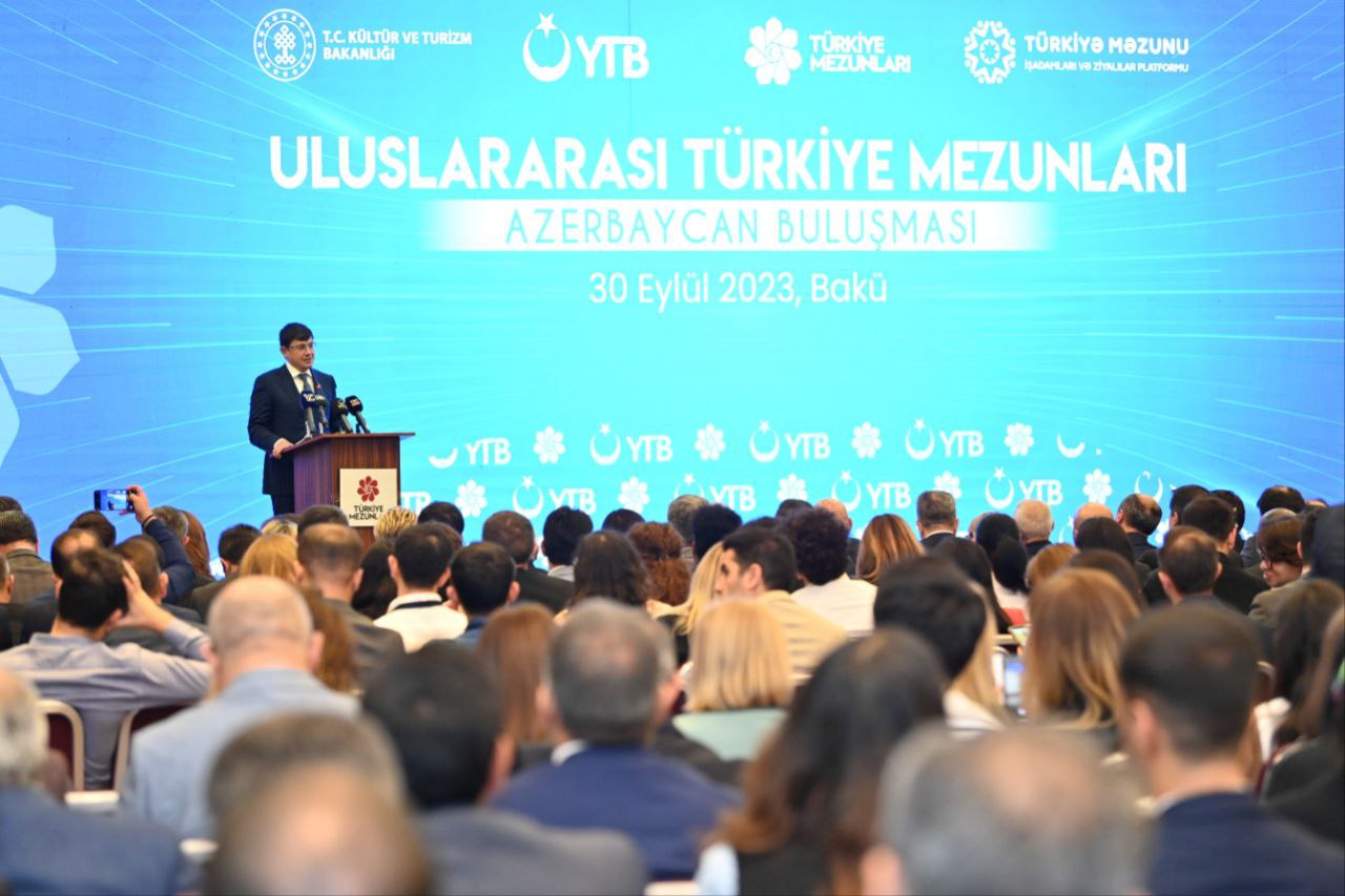 Bakıda Türkiyə məzunlarının görüşü keçirilib