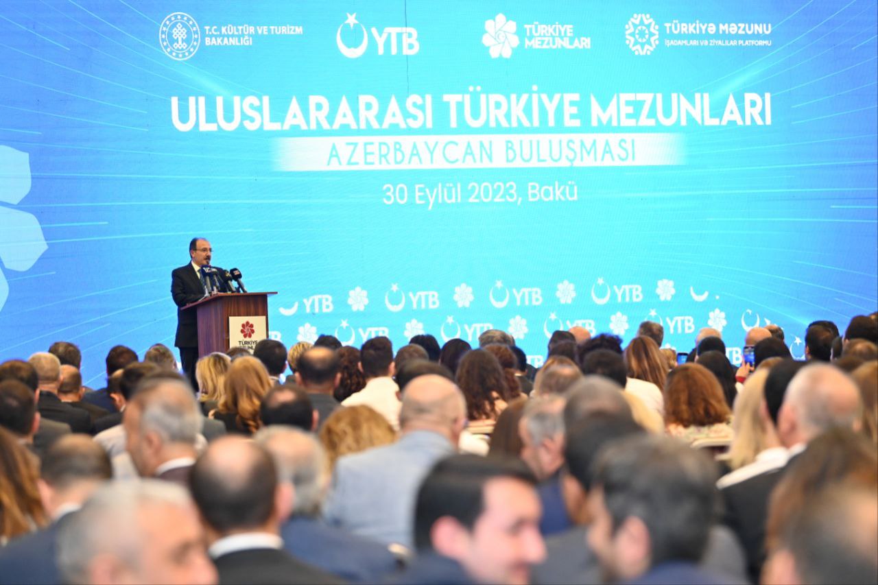 Bakıda Türkiyə məzunlarının görüşü keçirilib