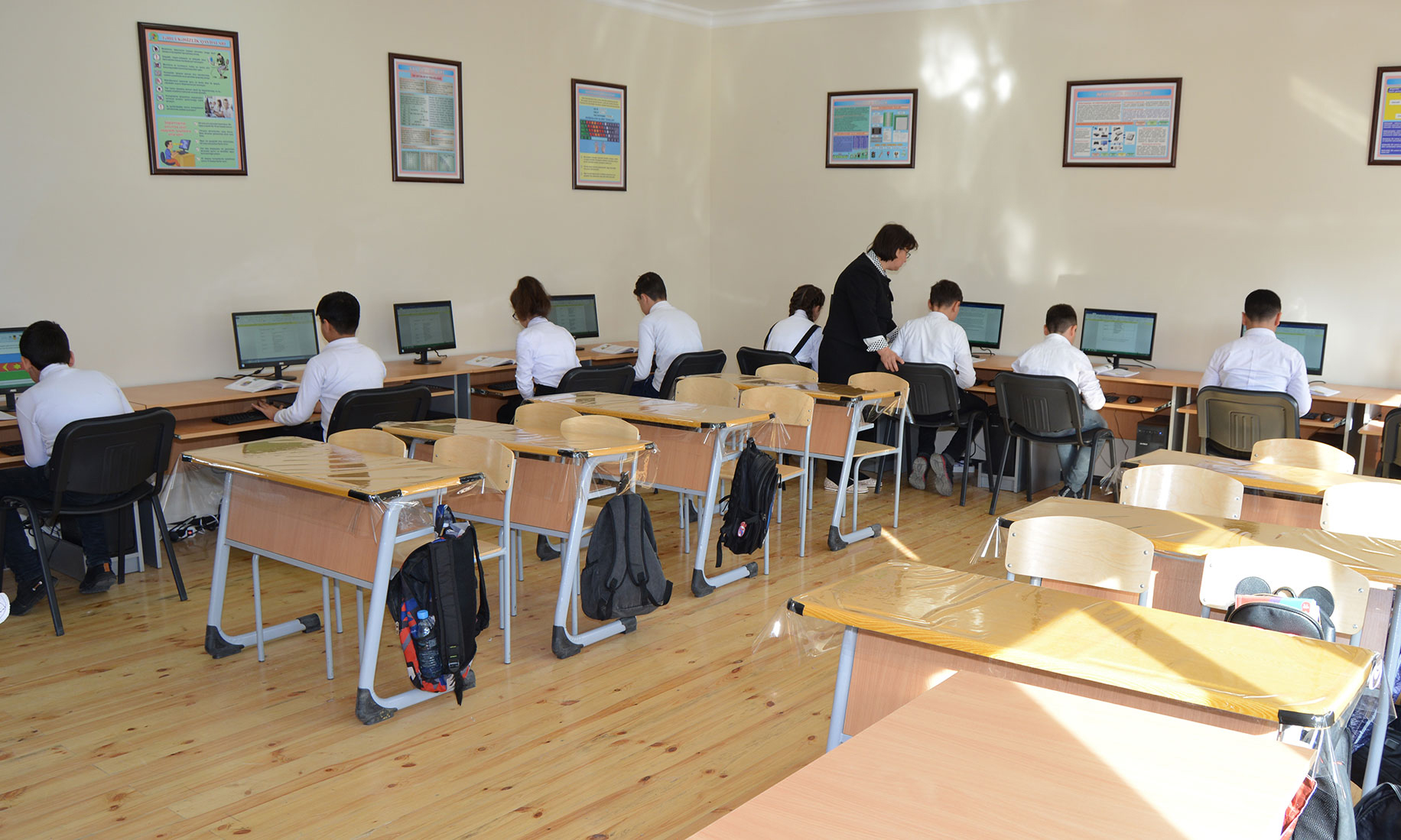 Şəki şəhəri 11 nömrəli tam orta məktəb – Fotorubrika