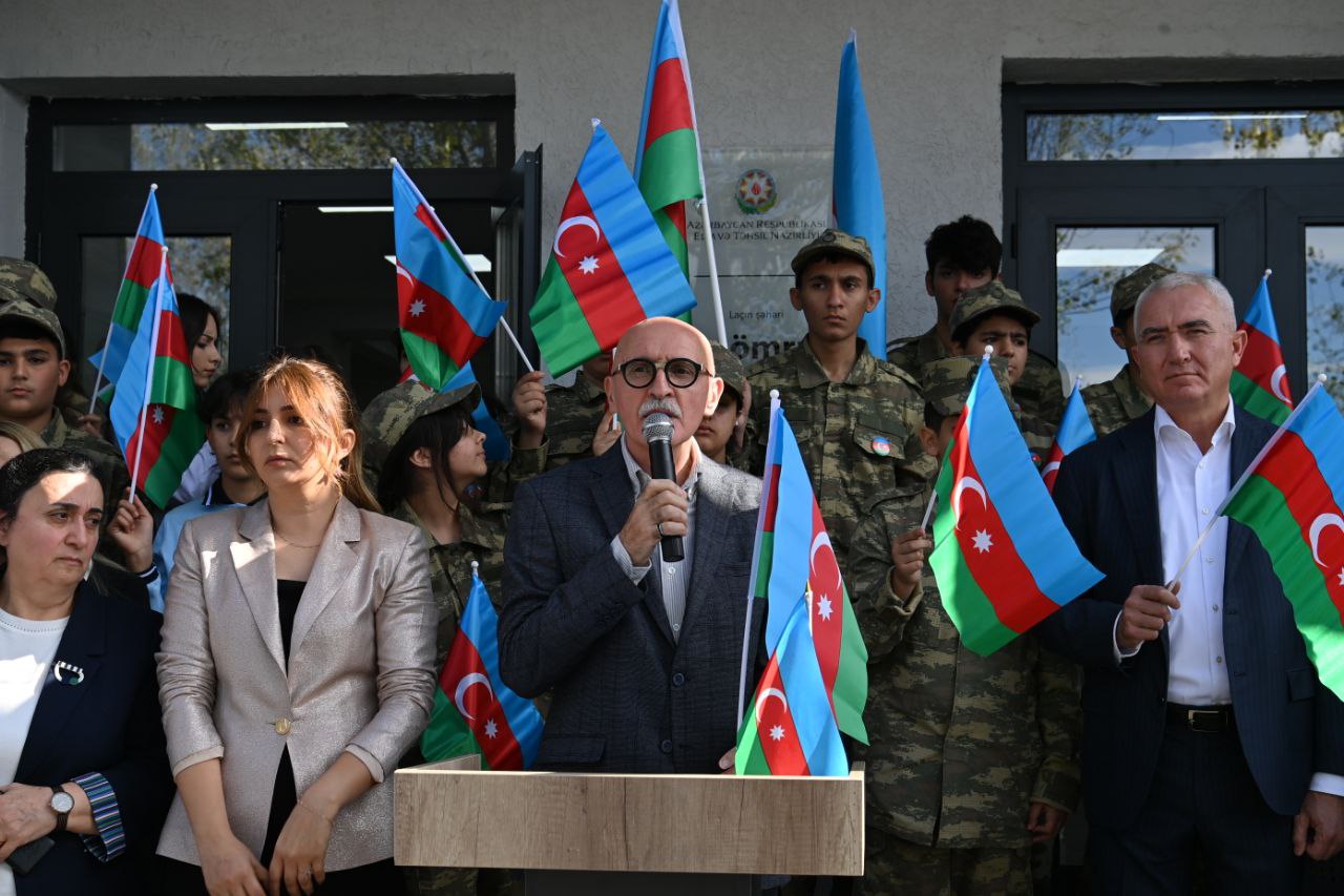Laçında