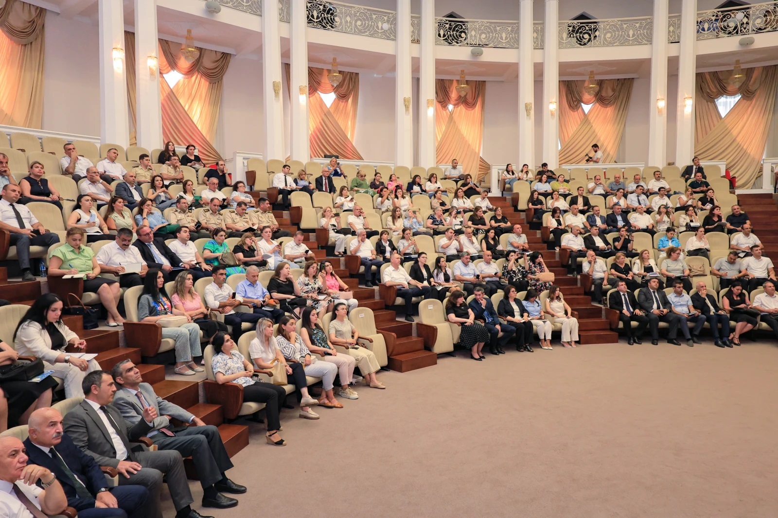 Ali və orta ixtisas təhsili müəssisələrinin heyəti üçün təlimlər davam edir
