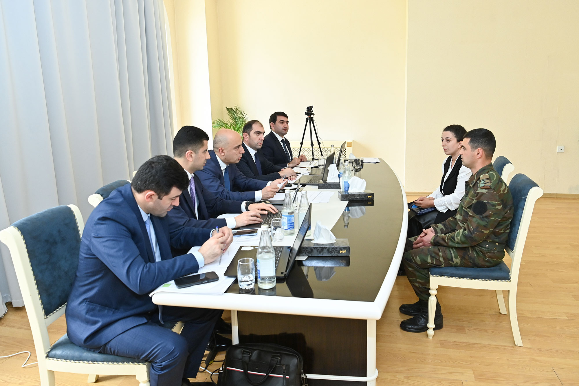 Elm və təhsil naziri Samuxda vətəndaşları qəbul edib