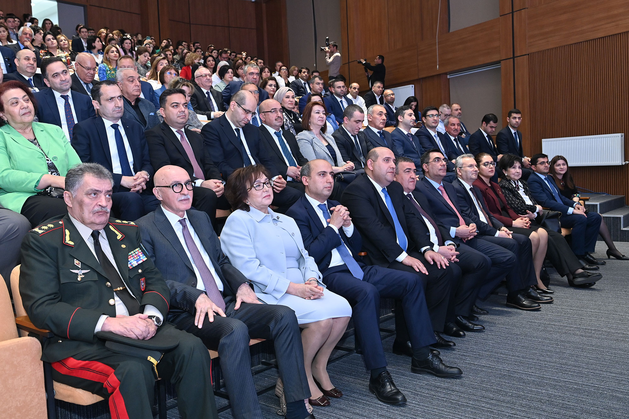Bakı Avropa Liseyinin 30 illik yubileyi qeyd olunub