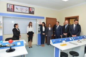 Bölgələrdə məktəb açılışları olub