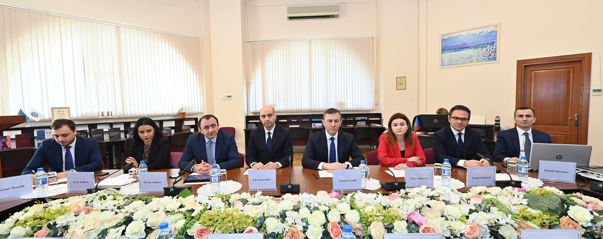 Elm və Təhsil Nazirliyi ilə Ombudsman Aparatı arasında görüş keçirilib