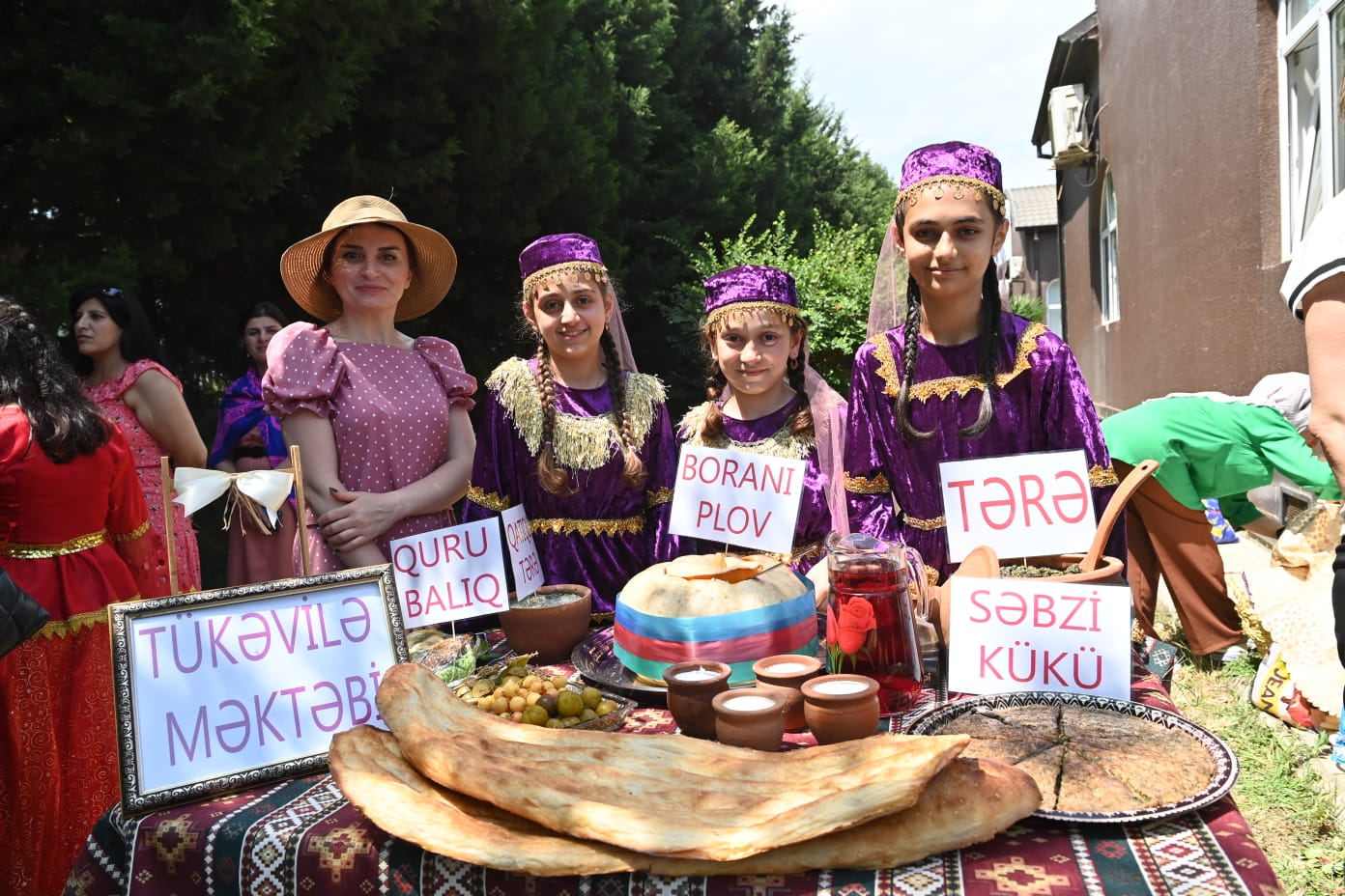 Lənkəran məktəblilərinin yay festivalı