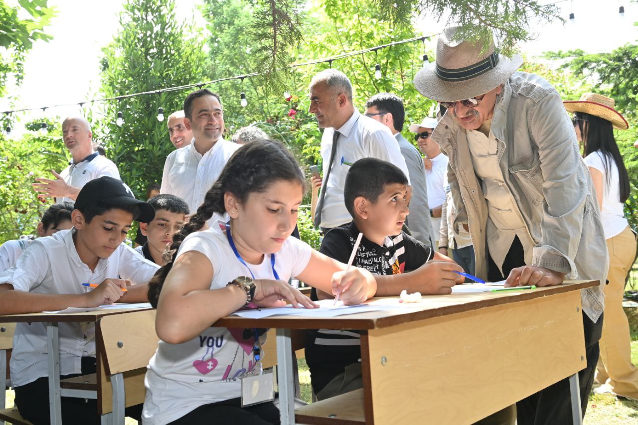 Lənkəran məktəblilərinin yay festivalı