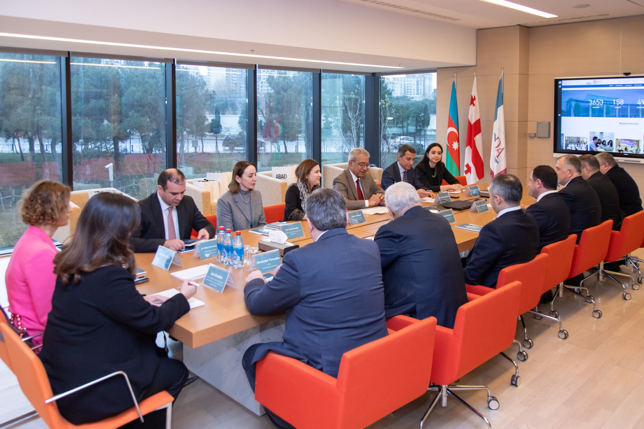 Gürcüstanın təhsil, elm və gənclər naziri ADA Universitetində olub