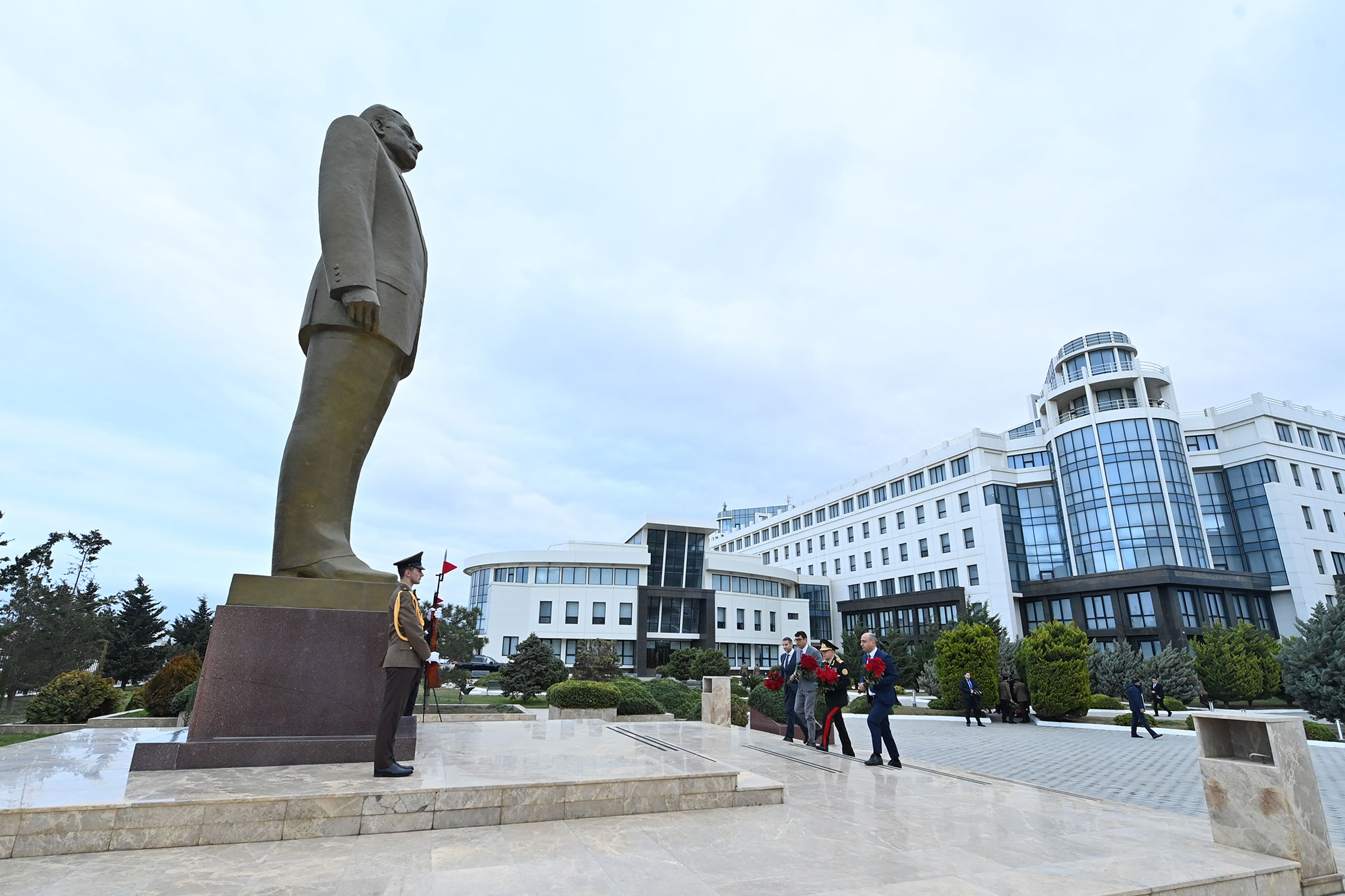 “Fövqəladə hallar uşaqların gözü ilə” XI respublika uşaq yaradıcılıq müsabiqəsinin qalibləri mükafatlandırılıblar