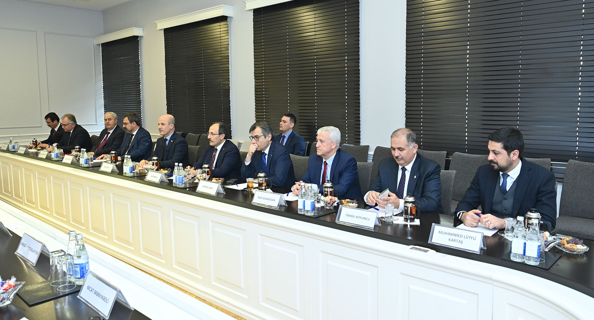 Türkiyənin Ali Təhsil Şurasının sədri Erol Özvar Azərbaycanda səfərdədir