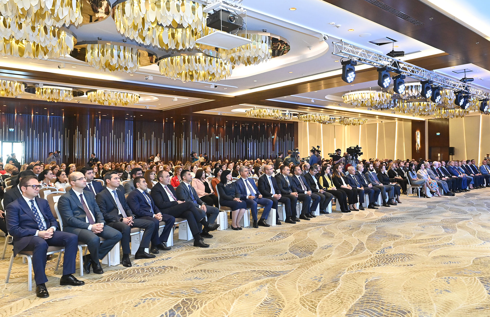 Bakı şəhəri təhsil işçilərinin sentyabr konfransı