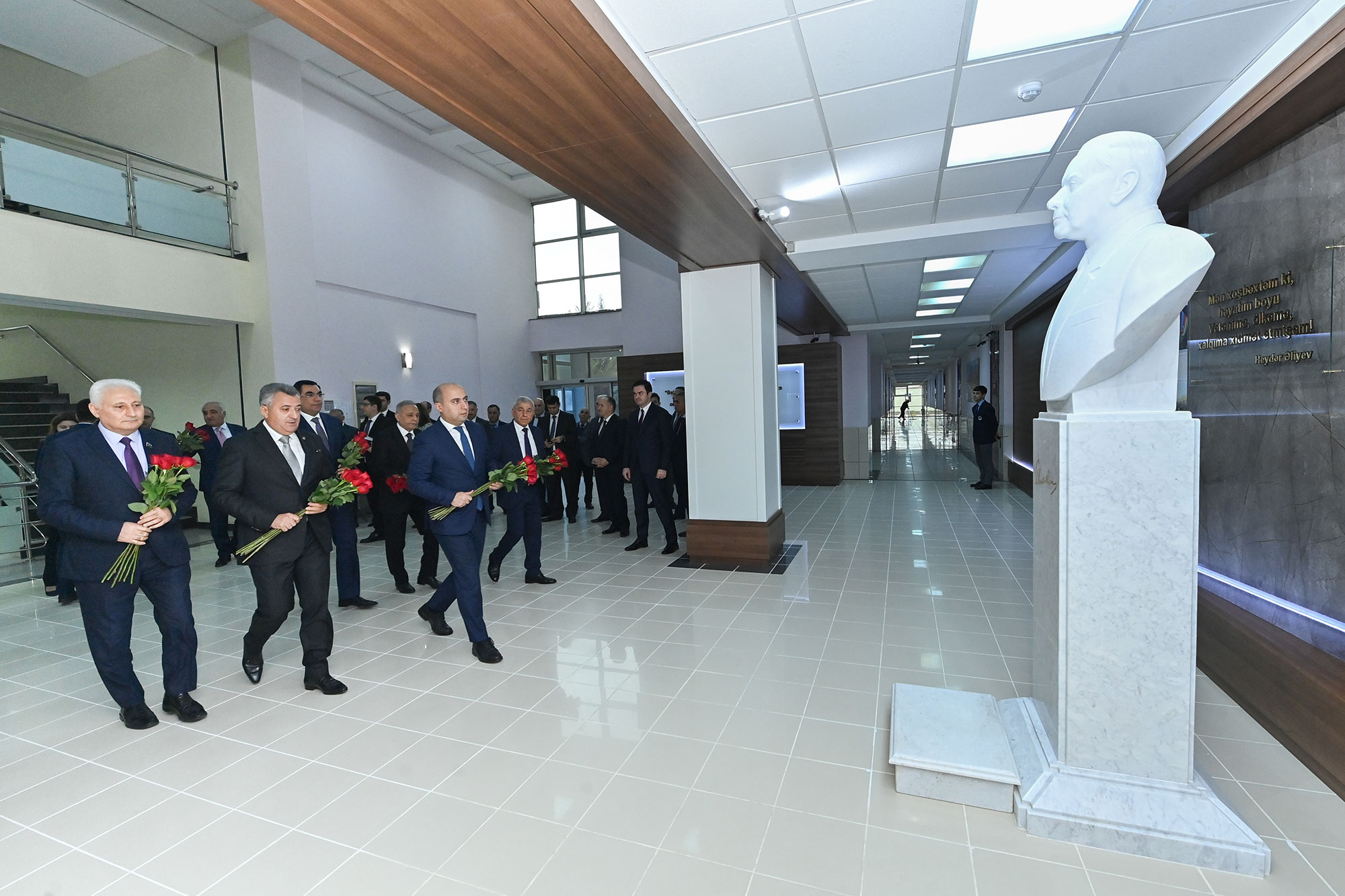 BMU-da ümummilli lider Heydər Əliyevin büstünün açılış mərasimi və konfrans keçirilib