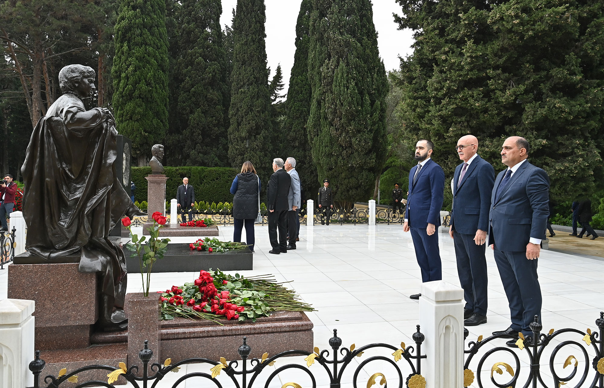 Fəxri xiyaban ziyarət edilib