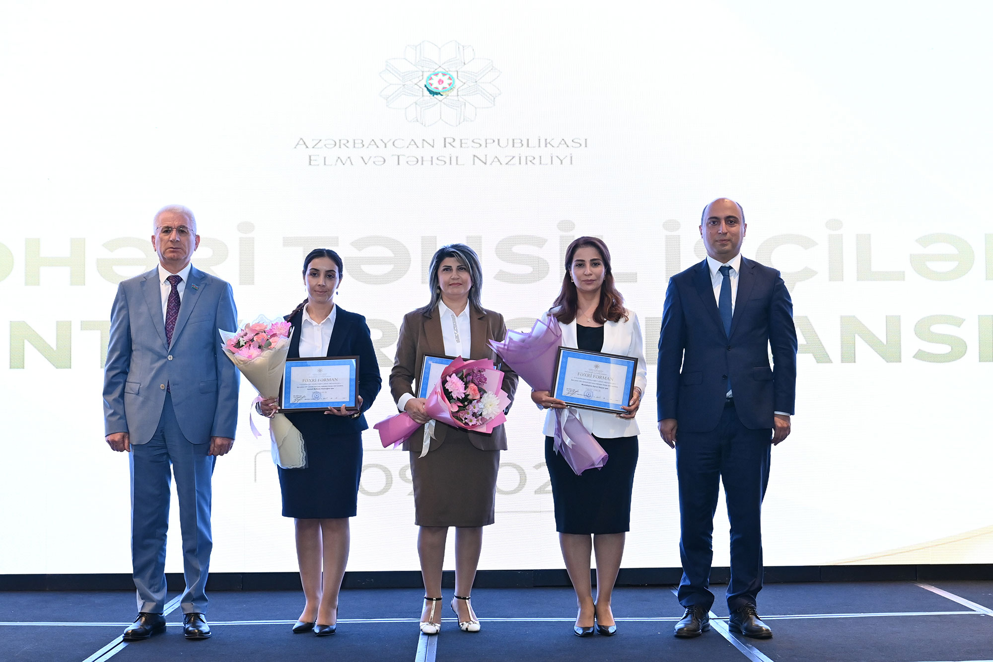 Bakı şəhəri təhsil işçilərinin sentyabr konfransı keçirilib