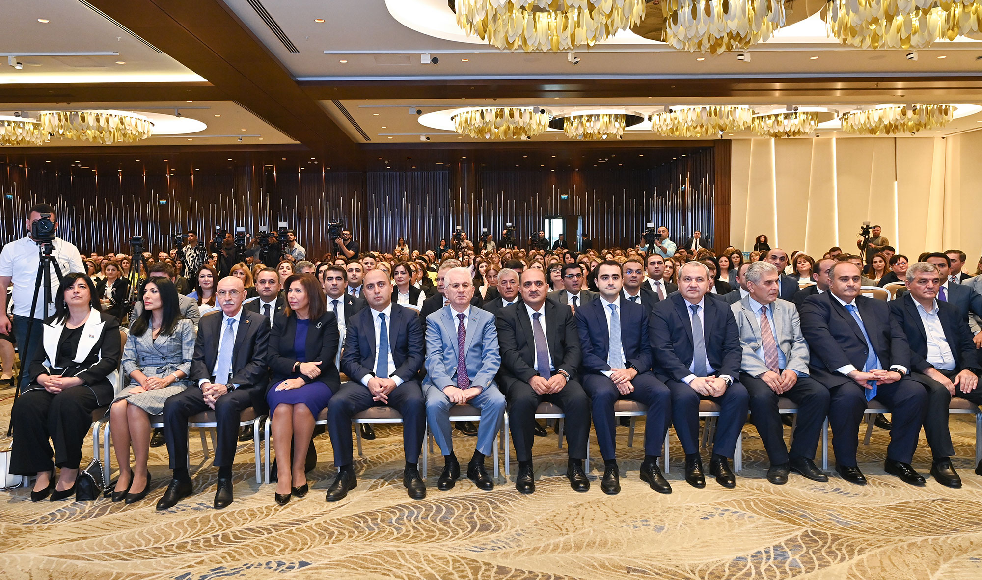 Bakı şəhəri təhsil işçilərinin sentyabr konfransı keçirilib