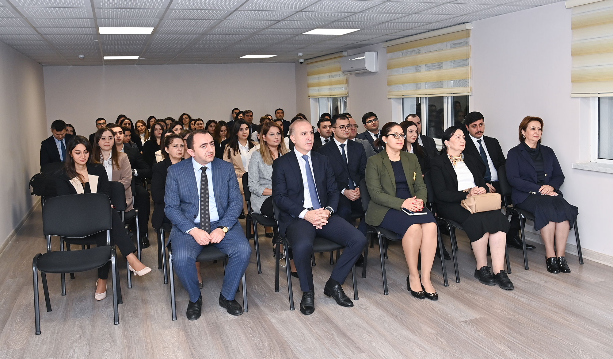 Elm və təhsil naziri Məktəbəqədər və Ümumi Təhsil üzrə Dövlət Agentliyinin əməkdaşları ilə görüşüb