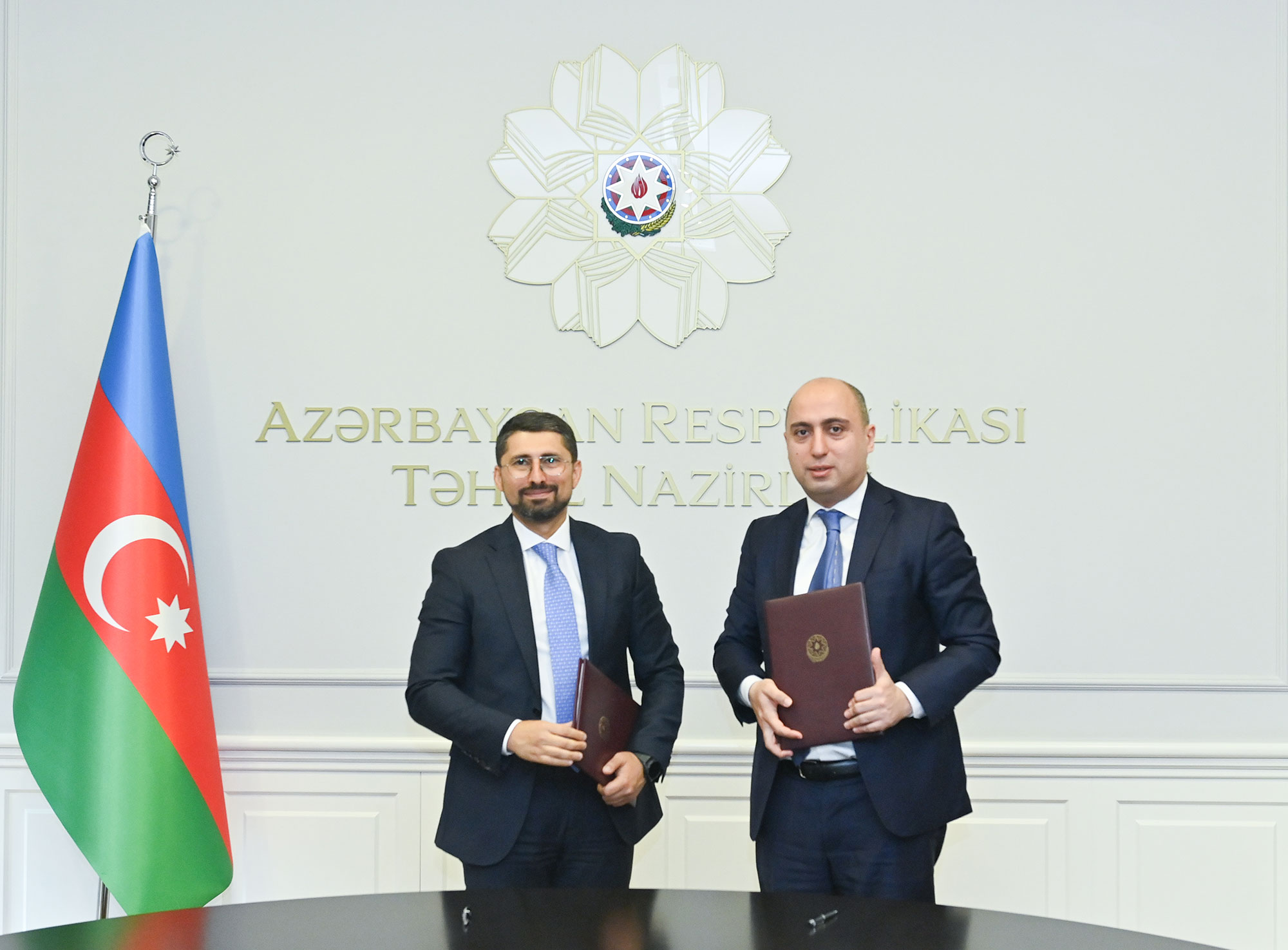 Təhsil Nazirliyi və Qarabağ Dirçəliş Fondu arasında memorandum imzalanıb