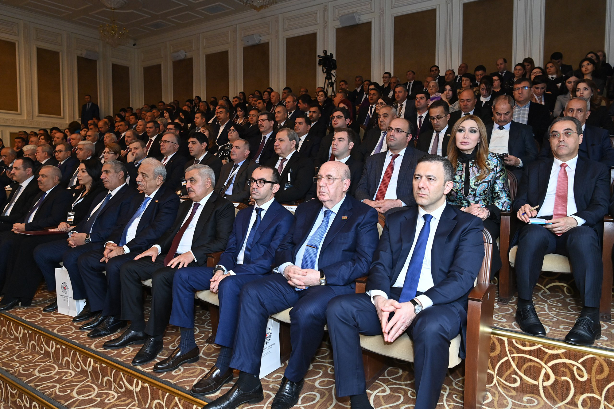 “Qərbi Azərbaycana qayıdış” festival-konqresi öz işinə başlayıb