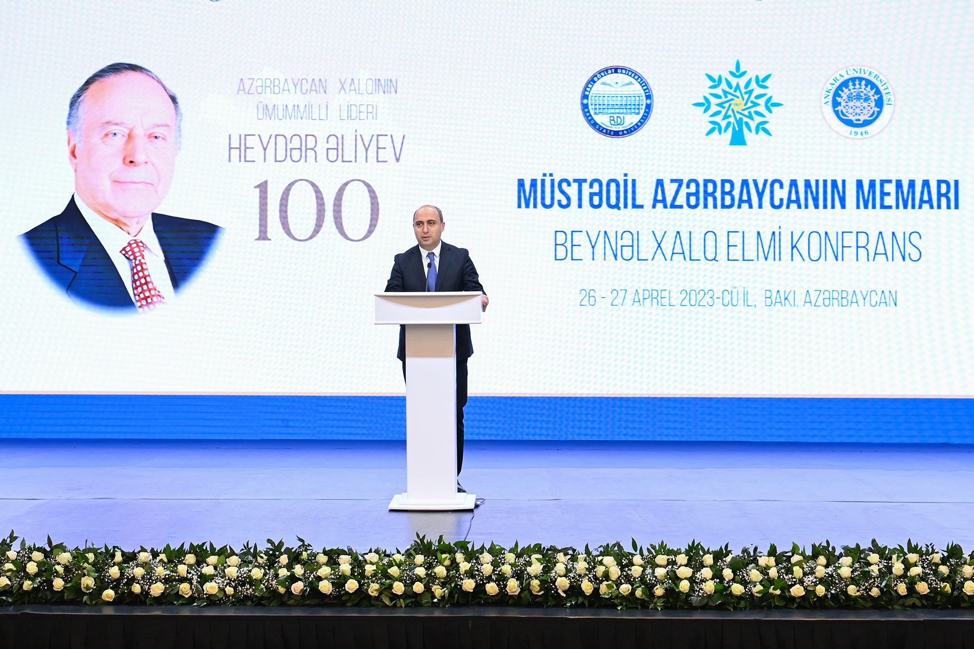 “Müstəqil Azərbaycanın memarı” adlı beynəlxalq elmi konfrans