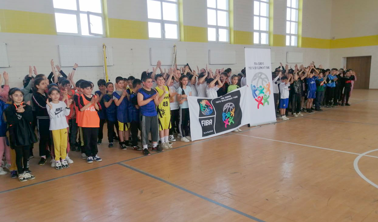 Şagirdlər arasında basketbol üzrə respublika birinciliyinin rayondaxili mərhələsi başa çatıb