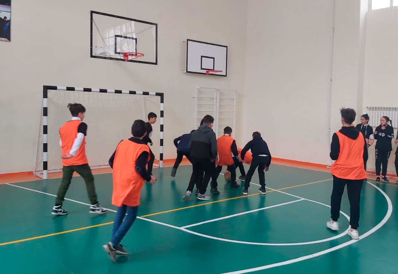 Şagirdlər arasında basketbol üzrə respublika birinciliyinin rayondaxili mərhələsi başa çatıb