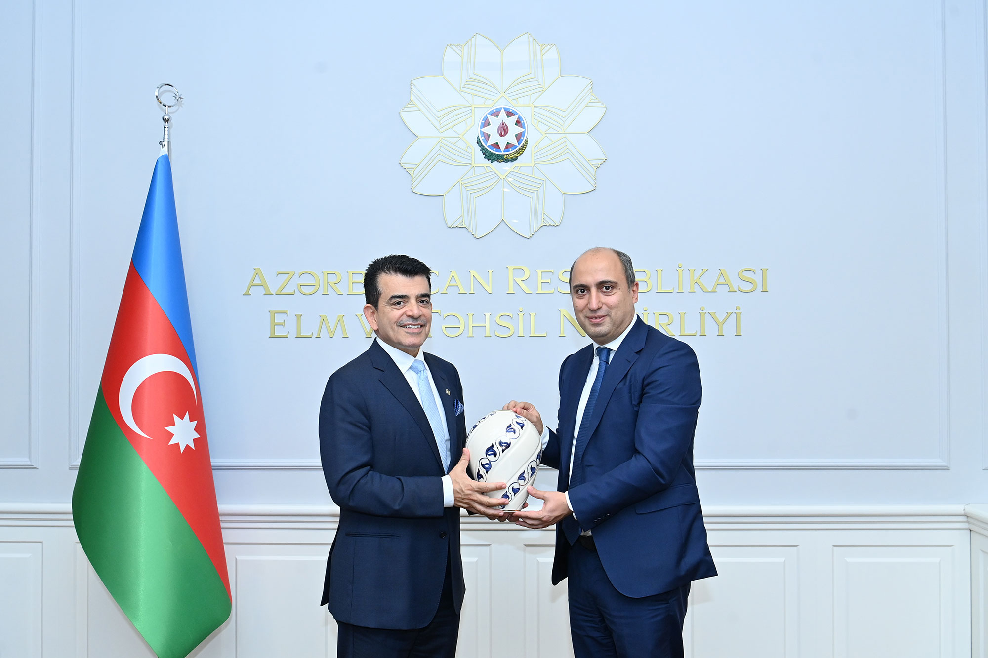 Elm və təhsil naziri ICESCO-nun baş direktoru ilə görüşüb