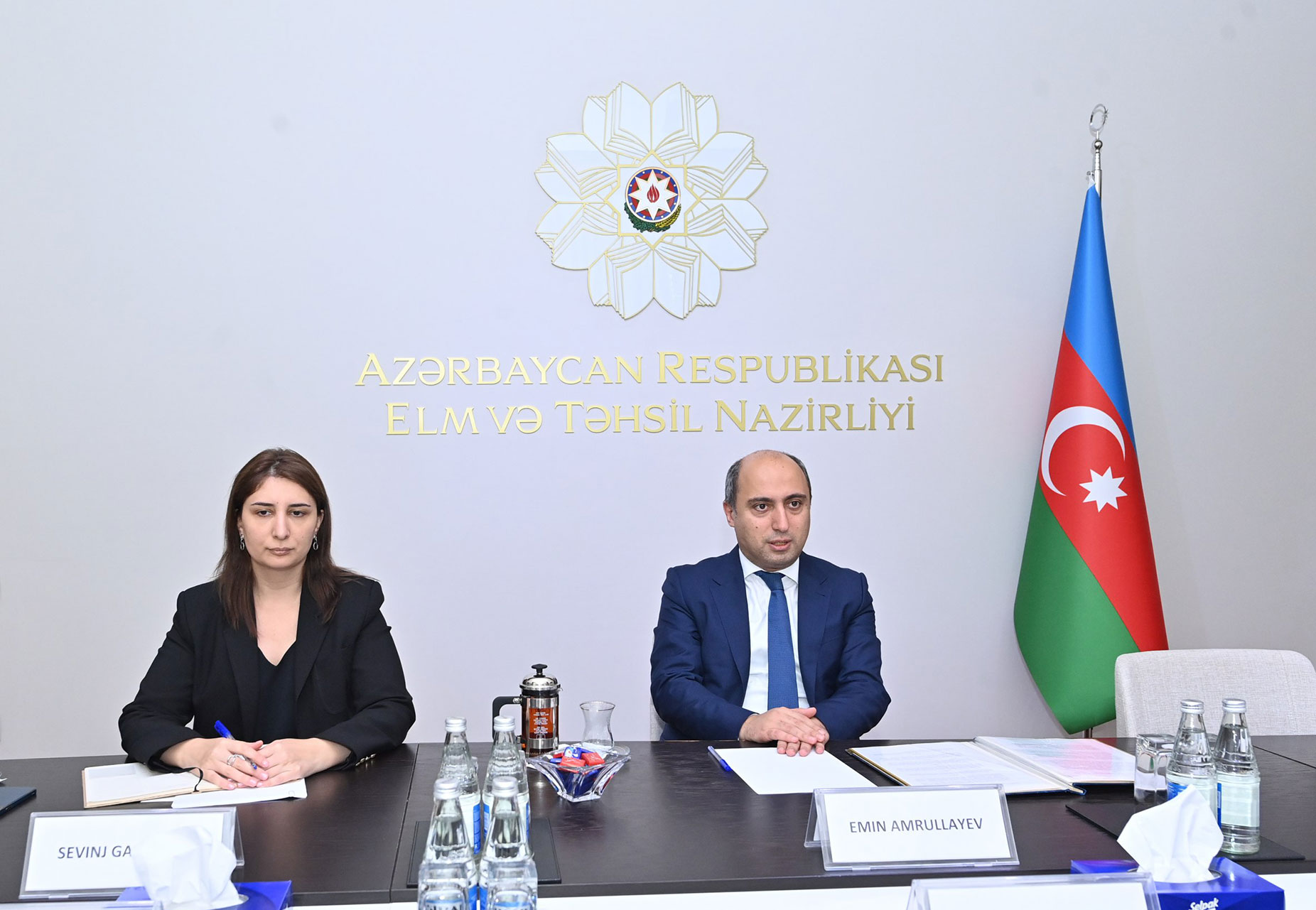 Elm və təhsil naziri Tacikistan səfiri ilə görüşüb