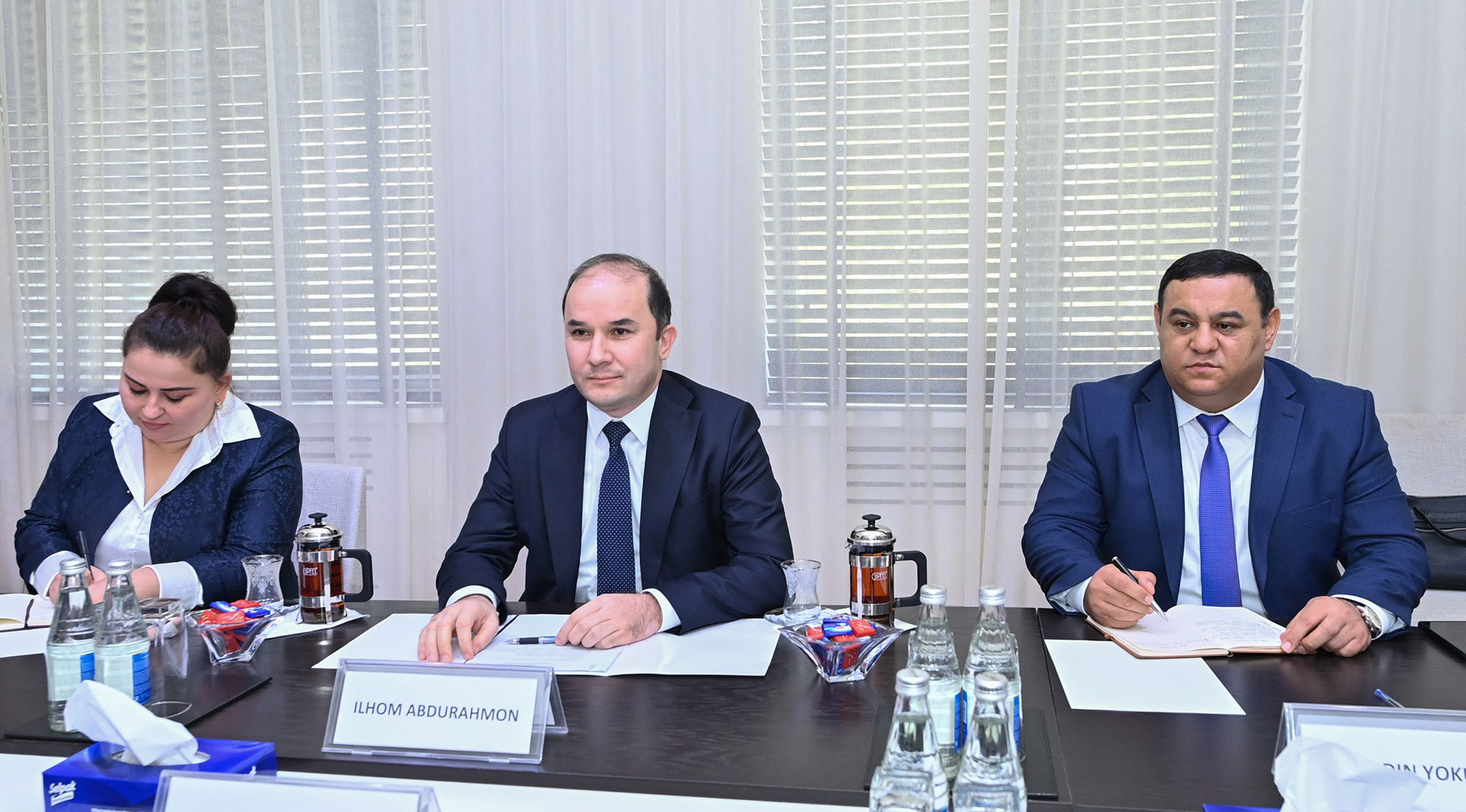 Elm və təhsil naziri Tacikistan səfiri ilə görüşüb