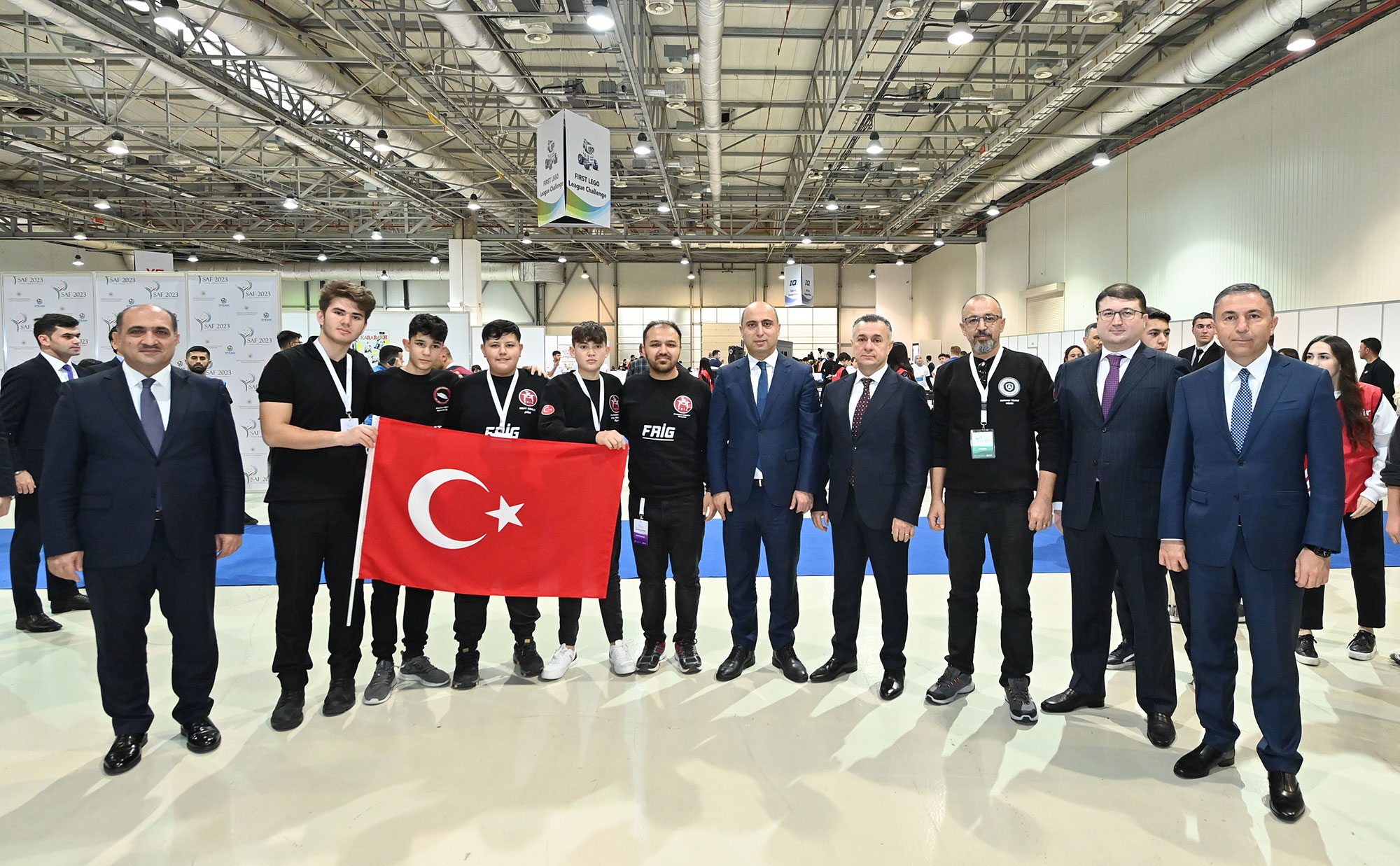 SAF 2023-ün üçüncü günündə dövlət rəsmiləri və millət vəkilləri yarışları izləyiblər