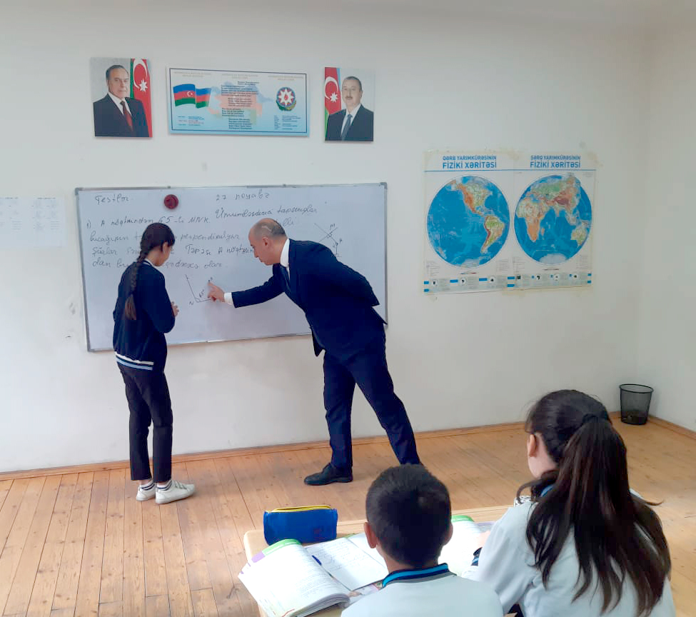 Elm və təhsil naziri Şəki məktəblərində olub