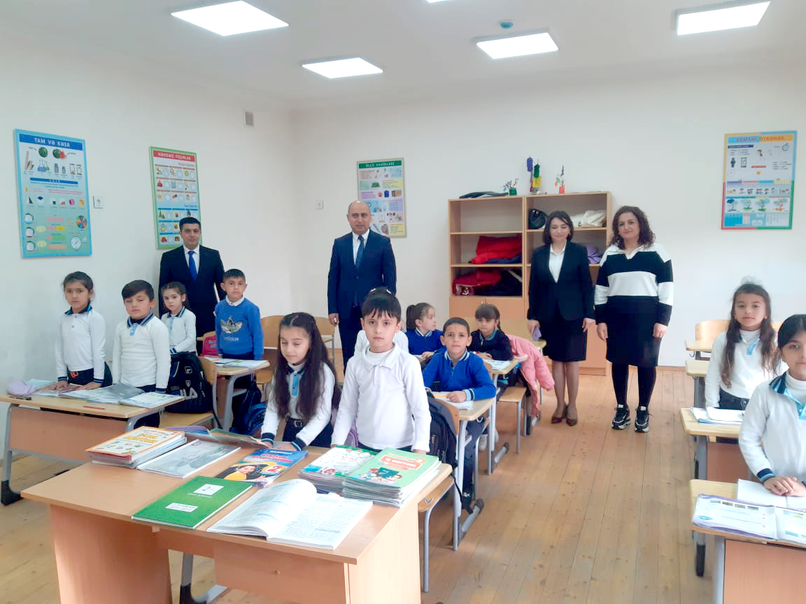 Elm və təhsil naziri Şəki məktəblərində olub