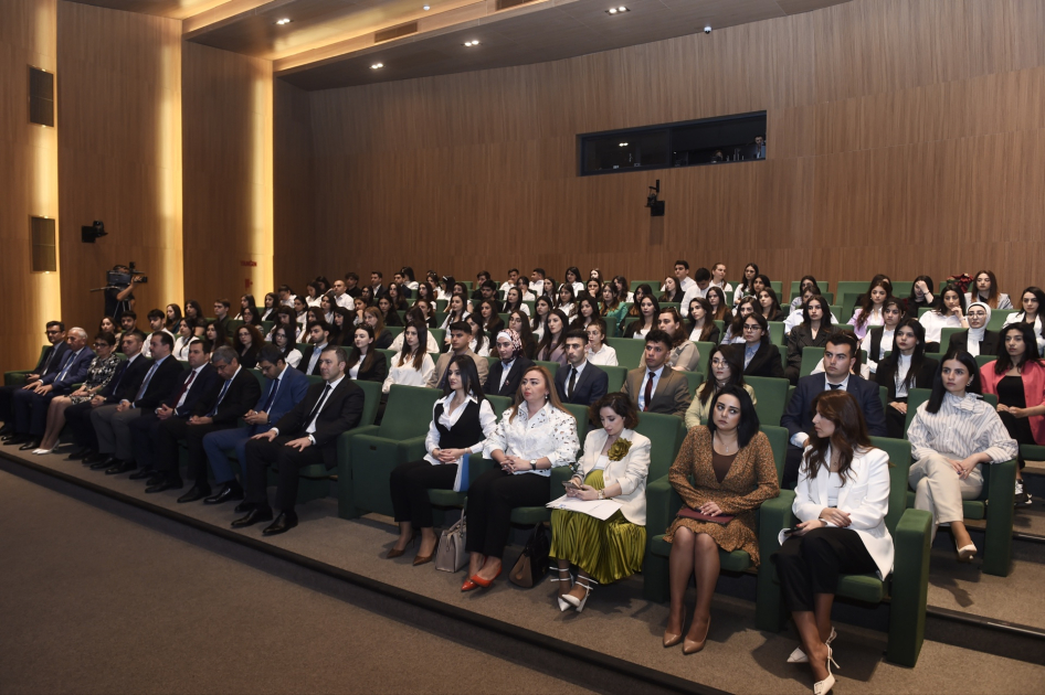 “Könüllü DOST” proqramının 5 illik fəaliyyətinə həsr olunmuş “TeaTalks with DOSTs” adlı tədbir keçirilib