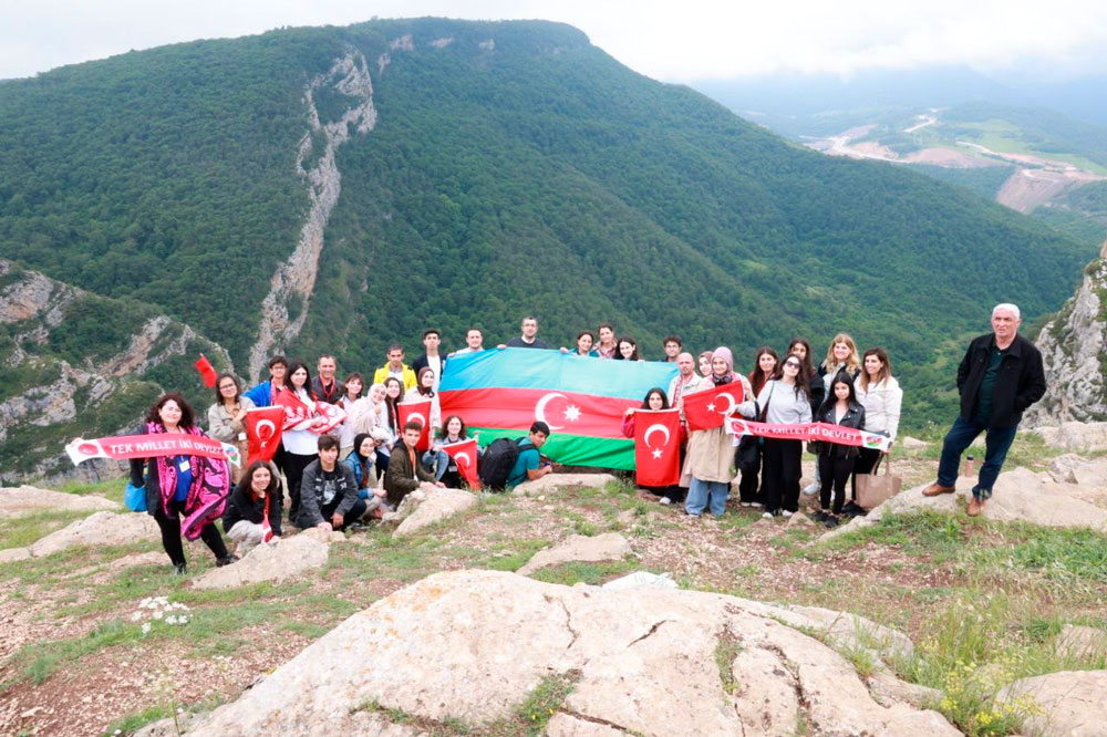 Lidiya Rəsulovaya həsr olunmuş