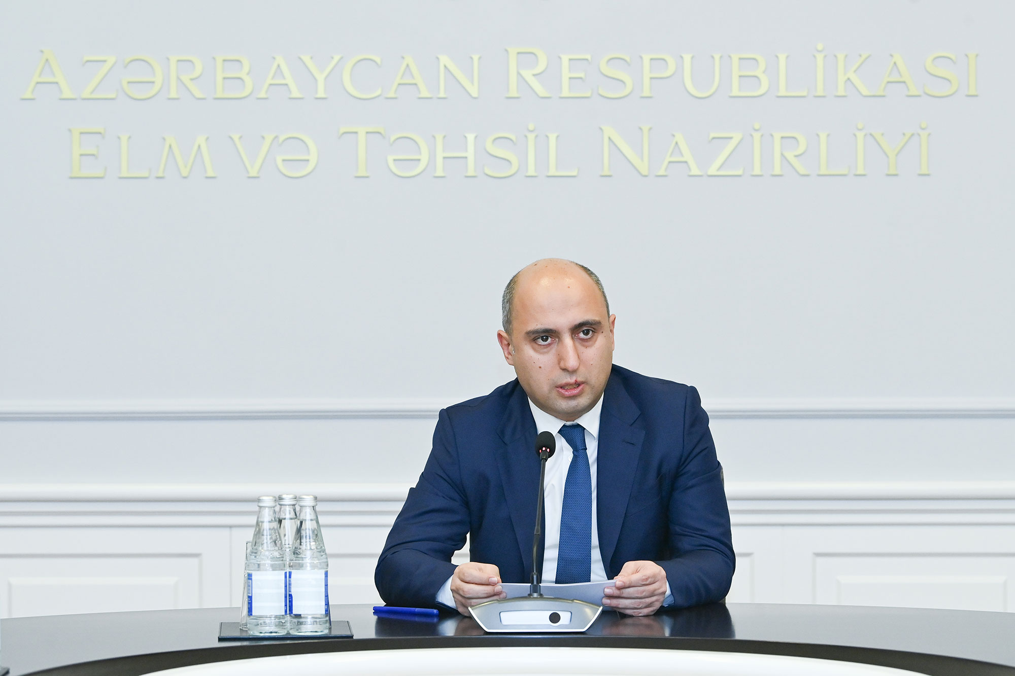Elm və təhsil naziri rektorlarla görüşüb
