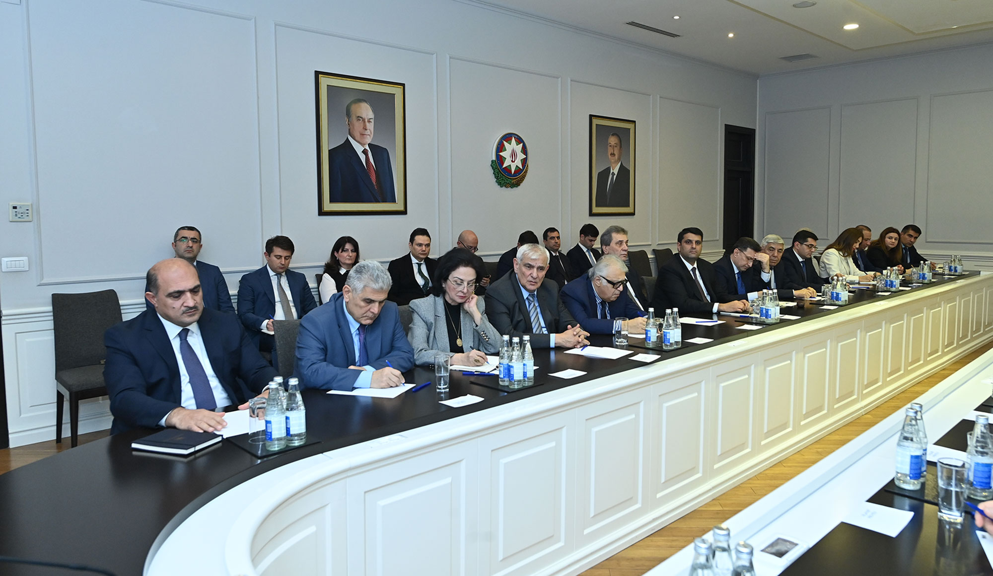 Elm və təhsil naziri rektorlarla görüşüb