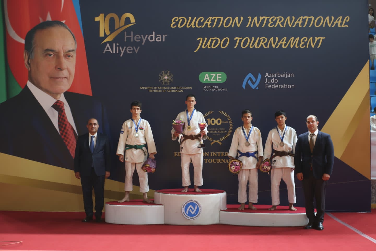 Məktəbli idmançılar arasında “Təhsil” beynəlxalq cüdo turniri başlayıb