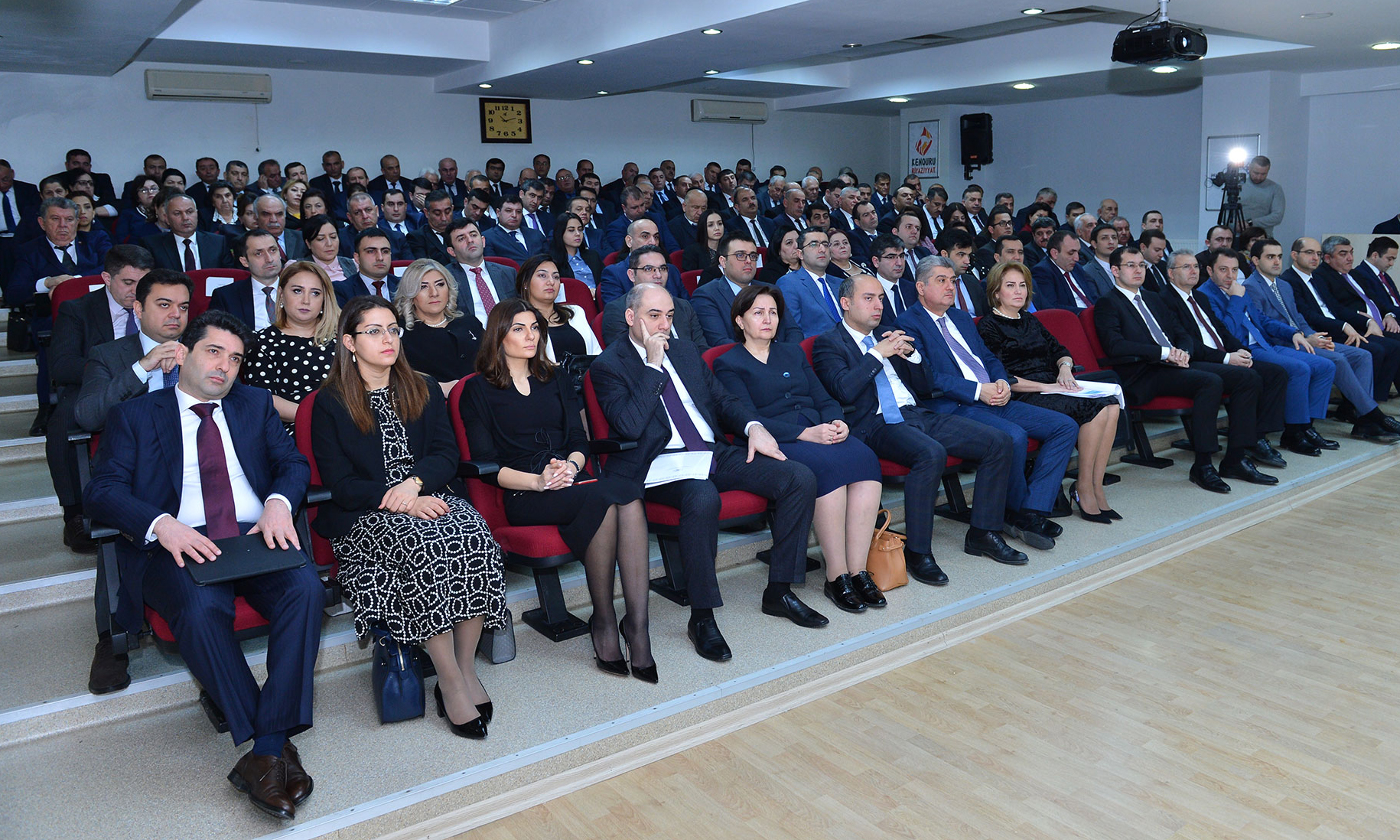 “Ümumi təhsil: mövcud vəziyyət və gələcək hədəflər” mövzusunda müşavirə