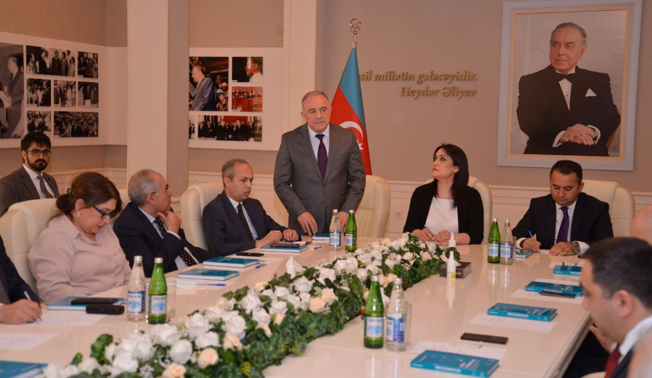 Təhsilyönümlü bir sıra QHT təmsilçisi ilə müzakirə aparılıb