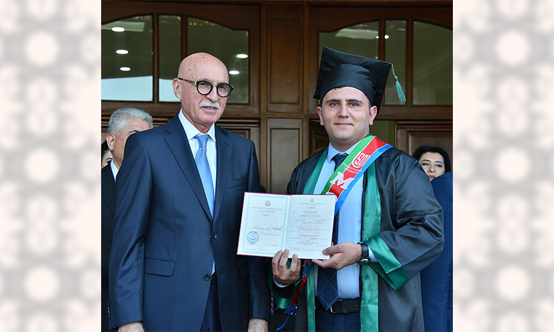 Sumqayıt Dövlət Universitetində Məzun Günü keçirilib