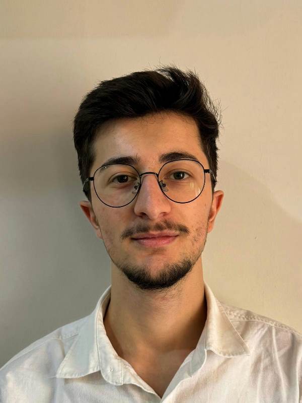 UNEC tələbələrinin bərpa olunan enerjiyə həsr olunan tədqiqat əsəri “Web of Science”də