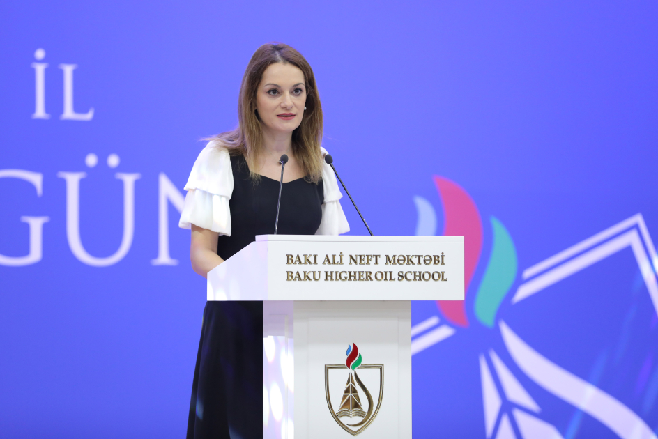 BANM-də “Məzun günü” keçirilib
