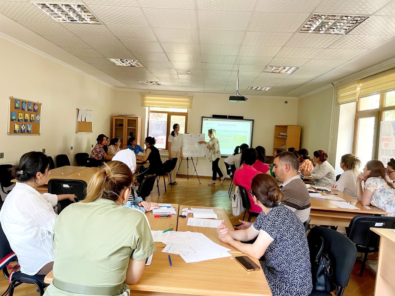 “Müasir metodist” layihəsi çərçivəsində təlimlər davam edir