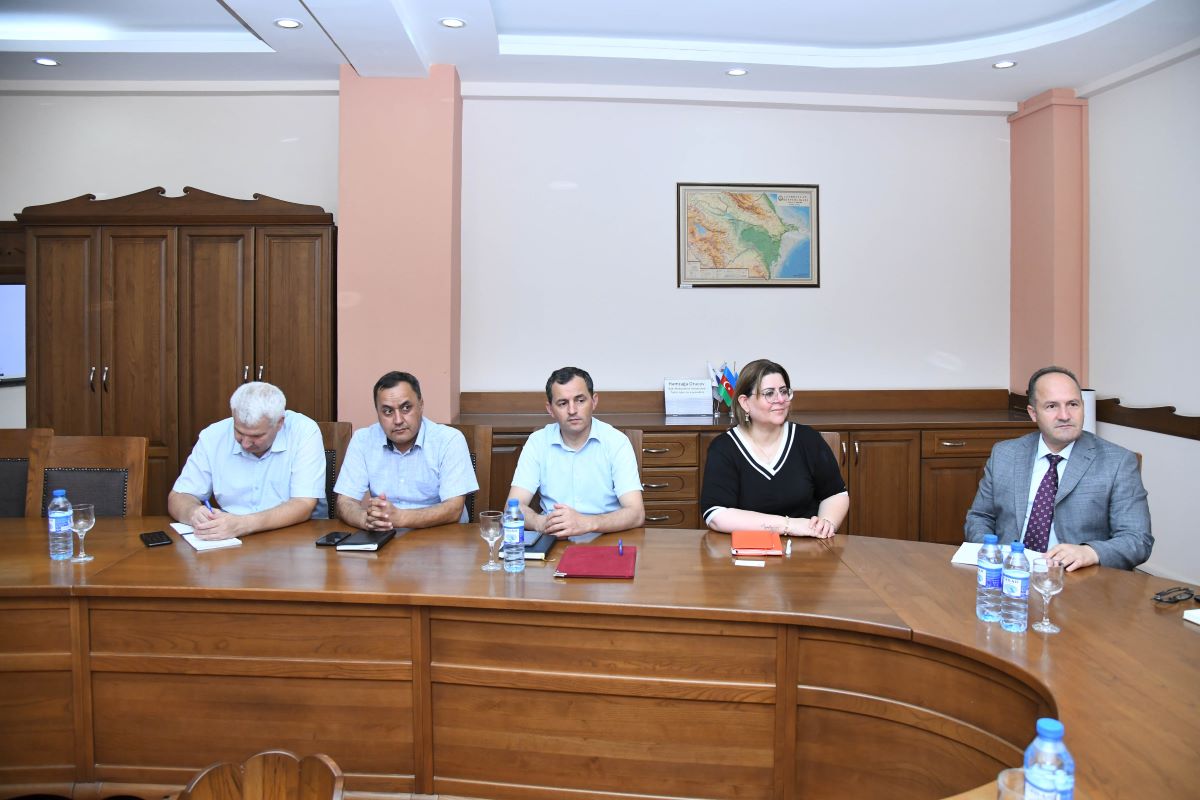 “Elsevier”in region üzrə meneceri BMU-da olub