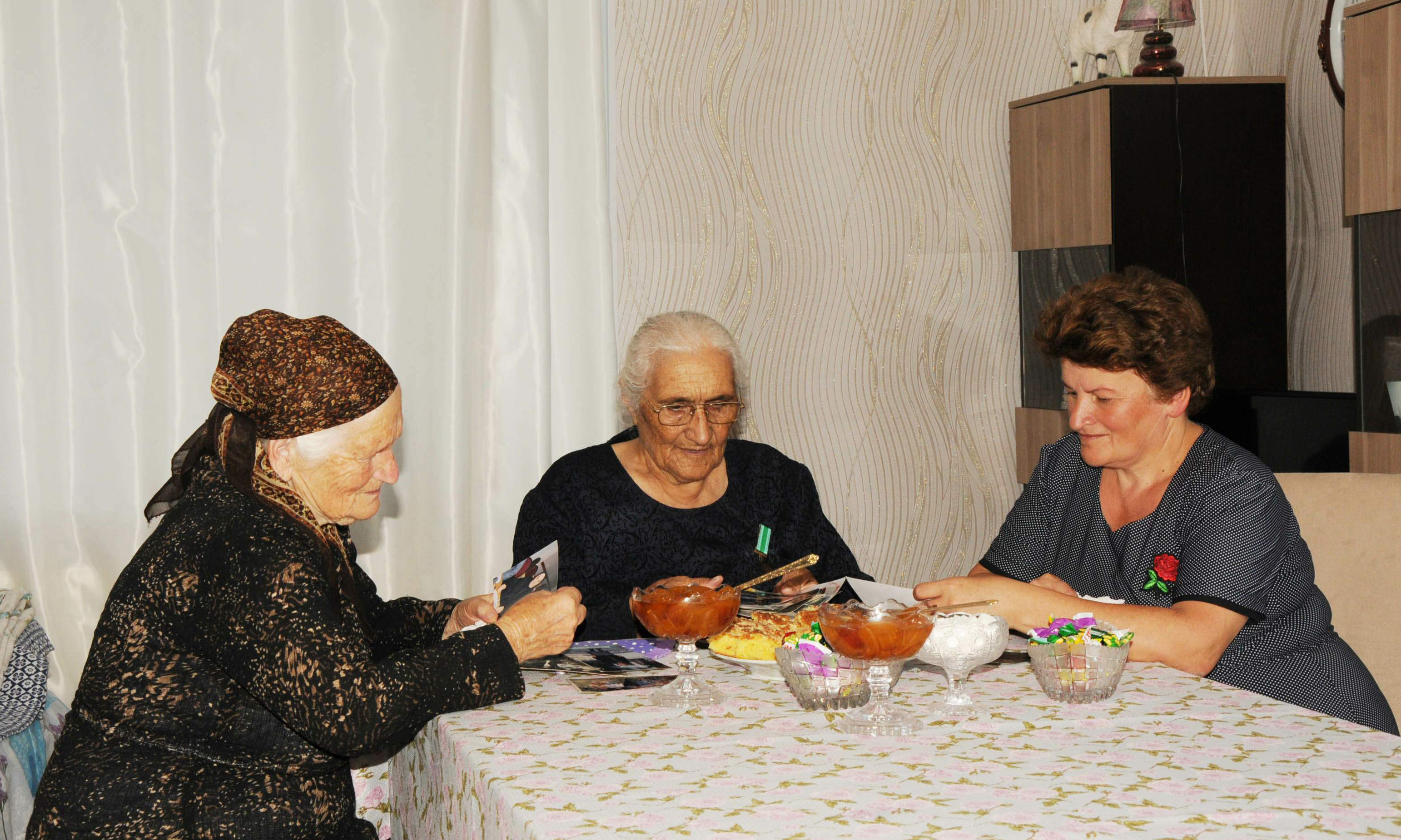 “Mənim sevimli sənətim, mənim doğma məktəbim, nə qədər ömrüm var, səninlə yaşayacağam”...