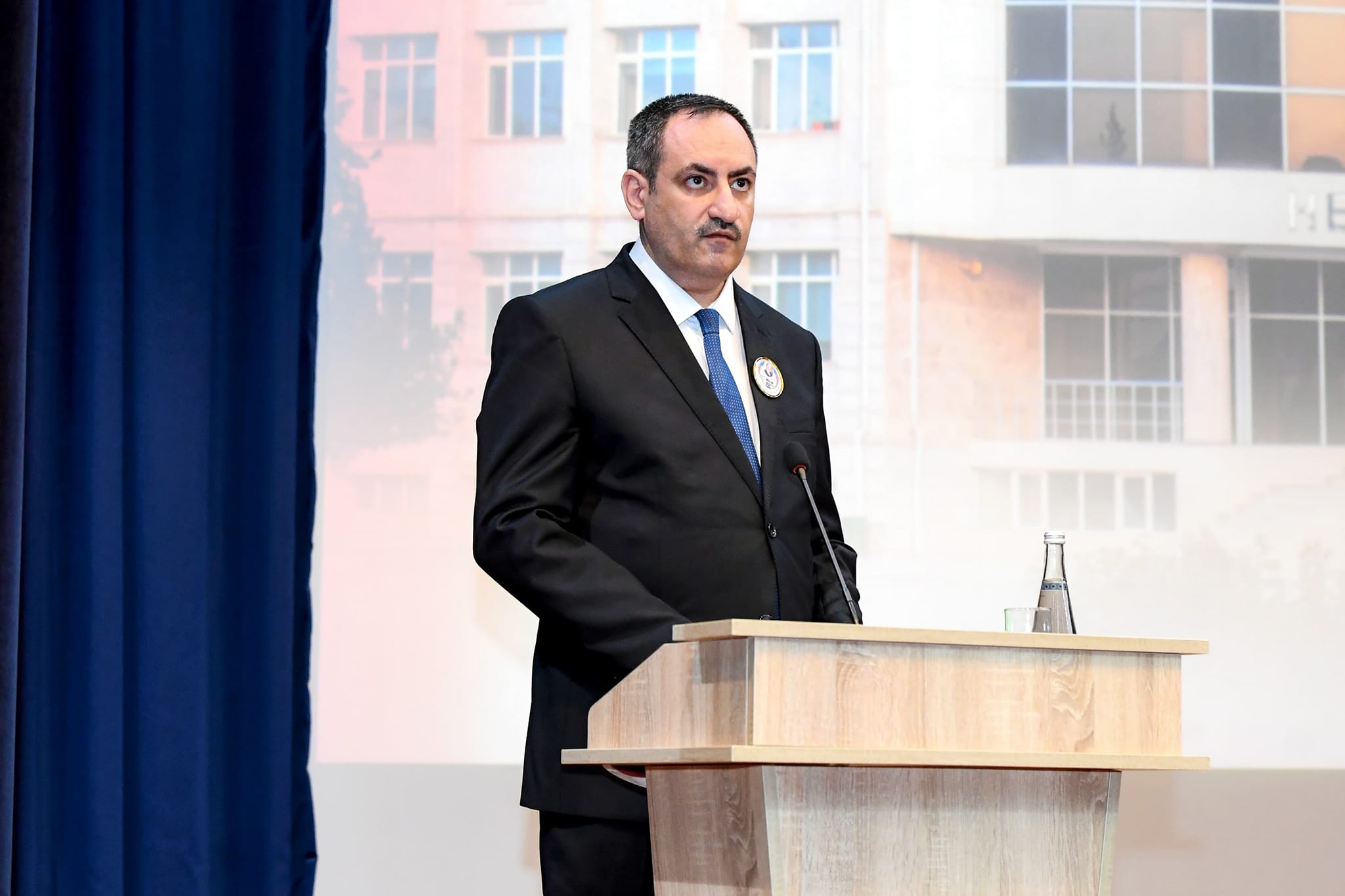 Naxçıvanda Heydər Əliyev adına tam orta məktəbin fəaliyyətə başlamasının 20 illiyi qeyd edilib