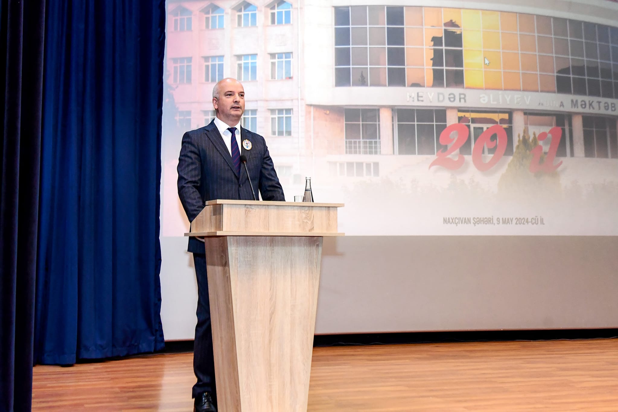 Naxçıvanda Heydər Əliyev adına tam orta məktəbin fəaliyyətə başlamasının 20 illiyi qeyd edilib