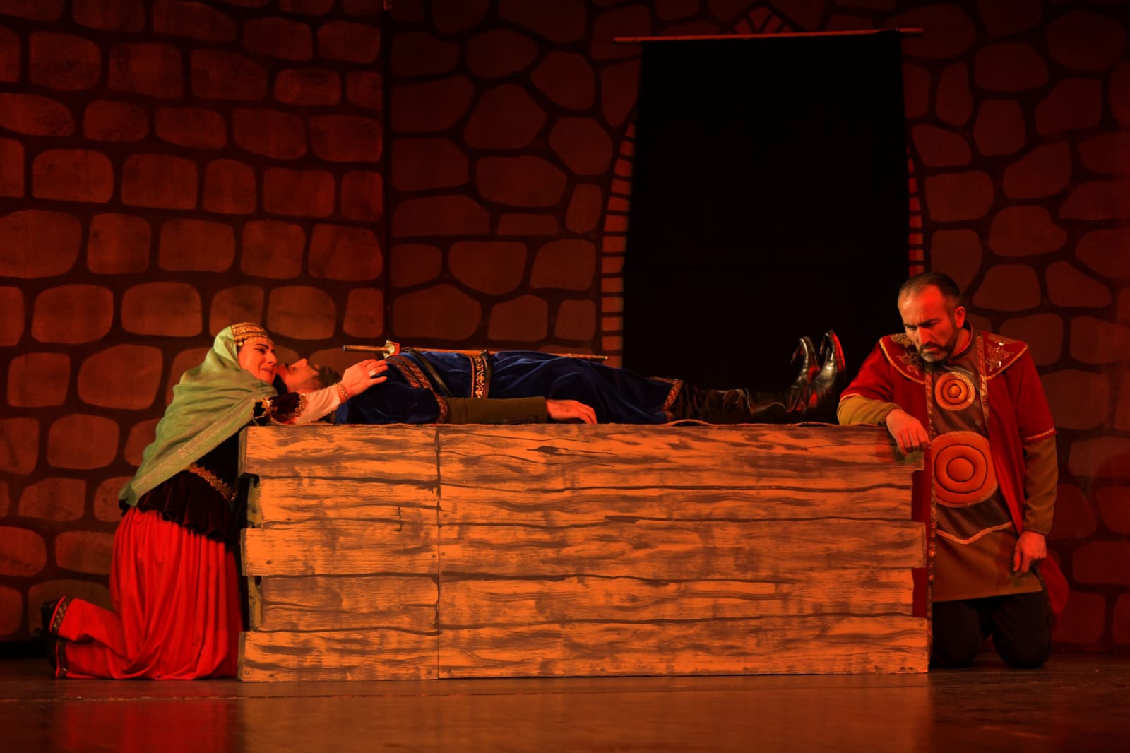 “Məktəblilər üçün teatr pedaqogikası” layihəsi həyata keçirilib